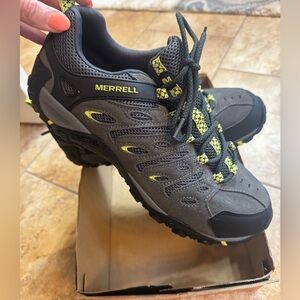 Merrell - 11